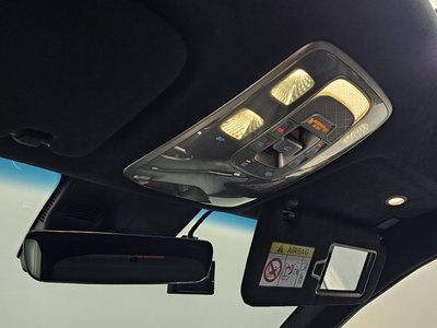 2021 Genesis GV70 — миниатюра 31