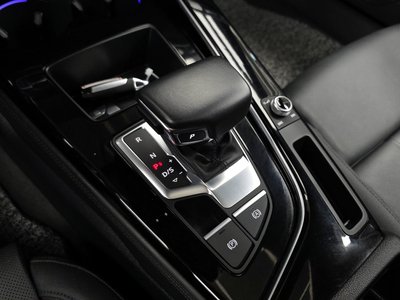 2022 AUDI A4 photo 10
