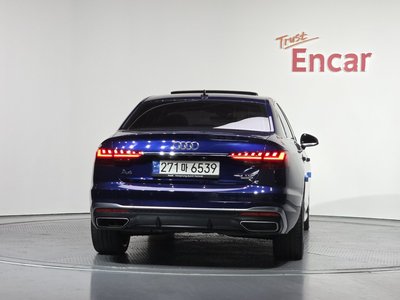 2022 AUDI A4 photo 4