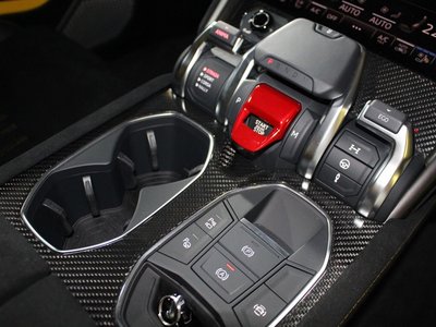 2023 Lamborghini URUS — миниатюра 102