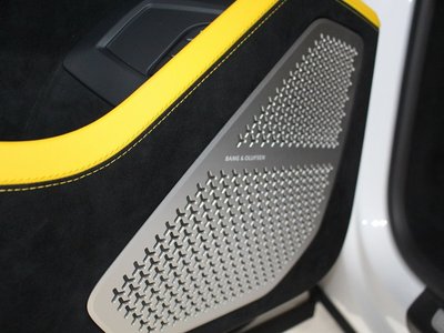 2023 Lamborghini URUS — миниатюра 81