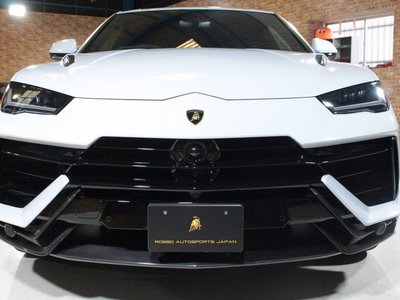 2023 Lamborghini URUS — фото 4