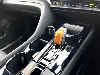 صورة مصغرة 73 لـ 2023 Toyota CROWN CROSSOVER