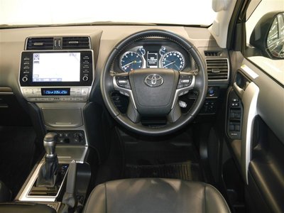 TOYOTA LAND CRUISER PRADO - 6