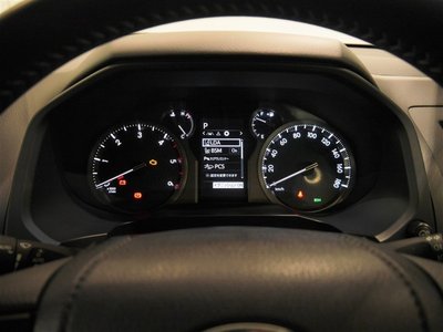 TOYOTA LAND CRUISER PRADO - 8