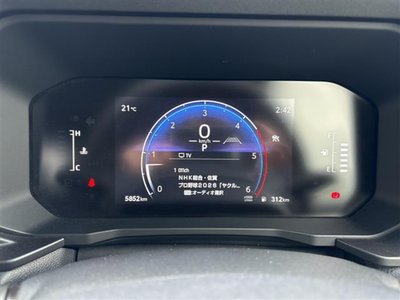 TOYOTA LAND CRUISER - 7