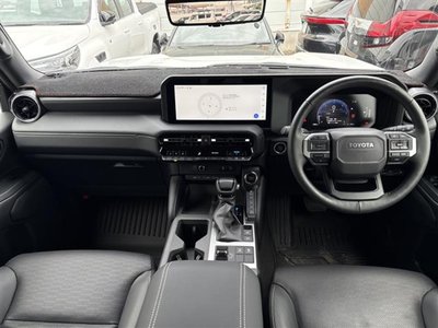 TOYOTA LAND CRUISER - 3