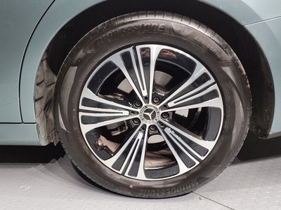 MERCEDES-BENZ E-CLASS - 6