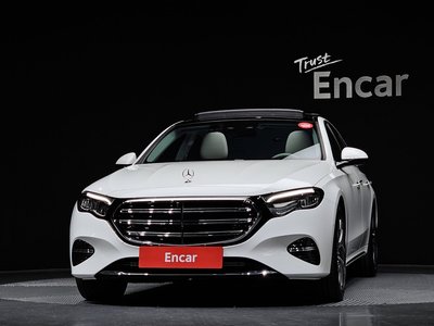 MERCEDES-BENZ E-CLASS - 2