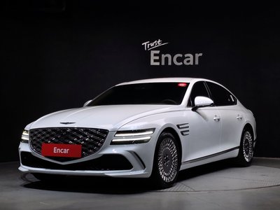 GENESIS G80 (RG3) - 1