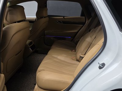 2025 Genesis G80 (RG3) thumbnail 12