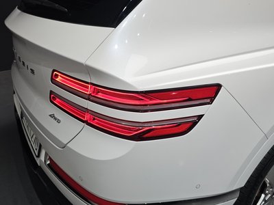 GENESIS GV80 - 10
