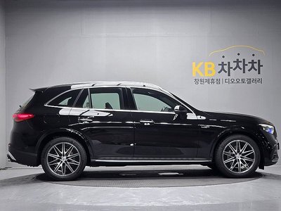 MERCEDES-BENZ GLC - 4