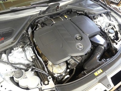 MERCEDES-BENZ E-CLASS - 7