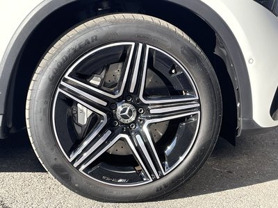 MERCEDES-BENZ GLC - 9