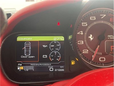 FERRARI CALIFORNIA - 9
