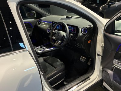 MERCEDES-BENZ GLA - 9