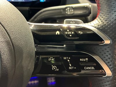 MERCEDES-BENZ GLA - 7