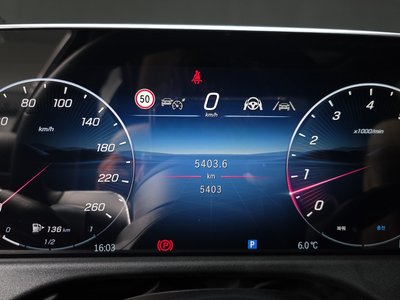 MERCEDES-BENZ E-CLASS - 8