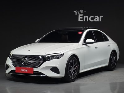 MERCEDES-BENZ E-CLASS - 1
