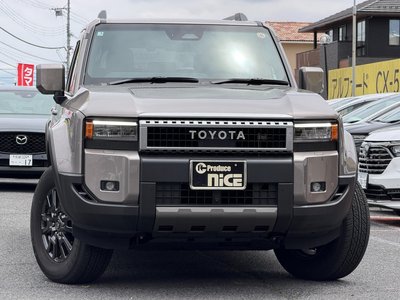 TOYOTA LAND CRUISER 250 - 7