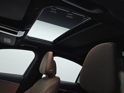2025 Mercedes-BENZ E-CLASS — миниатюра 25