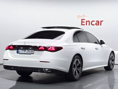 صورة 2 لـ 2025 Mercedes-BENZ E-CLASS