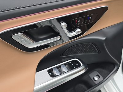 2025 Mercedes-BENZ E-CLASS — миниатюра 21