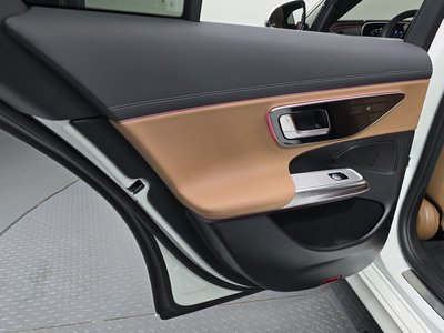 2025 Mercedes-BENZ E-CLASS — миниатюра 15