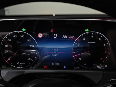 2025 Mercedes-BENZ E-CLASS — миниатюра 11