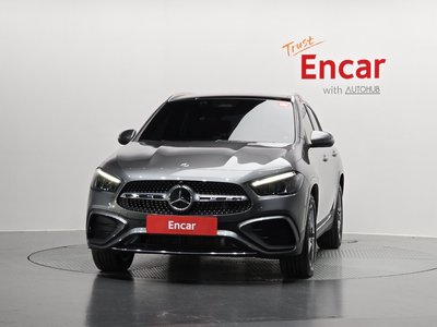 MERCEDES-BENZ GLA - 2