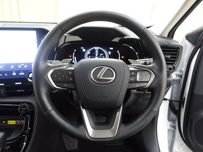 2023 Lexus NX — миниатюра 16