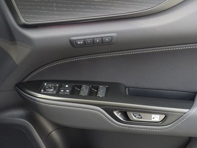 2023 Lexus NX — миниатюра 19