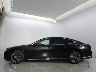 LEXUS LS - 3