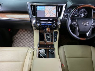 TOYOTA ALPHARD - 5