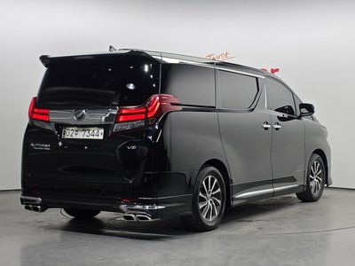 TOYOTA ALPHARD - 4