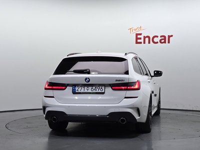 2022 BMW 3 SERIES photo 3