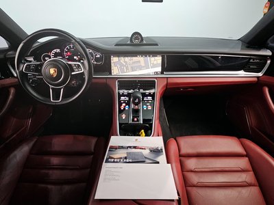 PORSCHE PANAMERA - 5