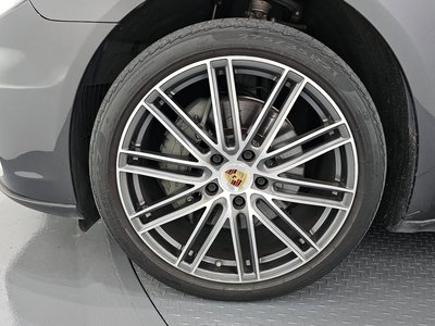 PORSCHE PANAMERA - 6