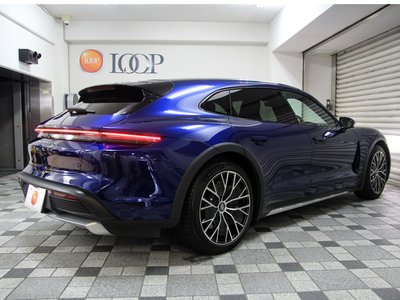 2022 Porsche TAYCAN 照片 9
