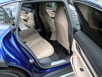 2022 Porsche TAYCAN 缩略图 53