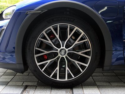 2022 Porsche TAYCAN 缩略图 21