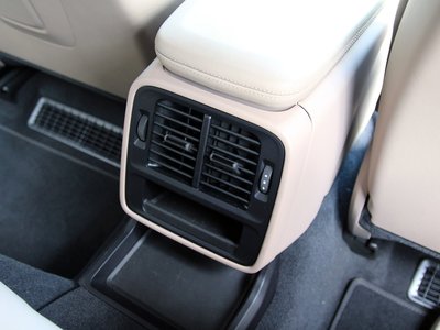 2022 Porsche TAYCAN 缩略图 54
