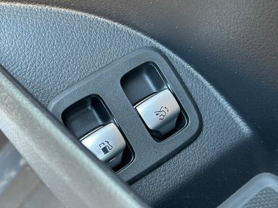 2026 Mercedes-BENZ GLC 缩略图 33