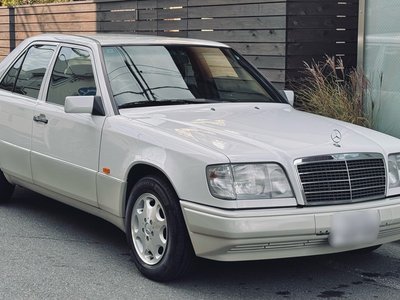 MERCEDES-BENZ E-CLASS - 9