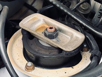 MERCEDES-BENZ E-CLASS - 5