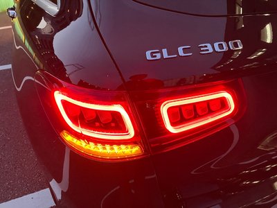 MERCEDES-BENZ GLC - 10