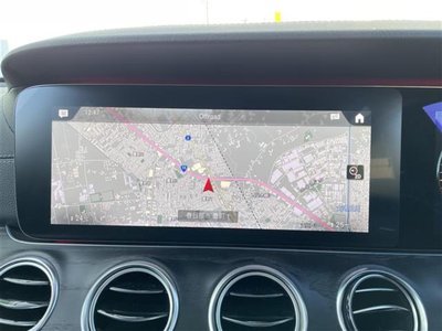 MERCEDES-BENZ E-CLASS - 10