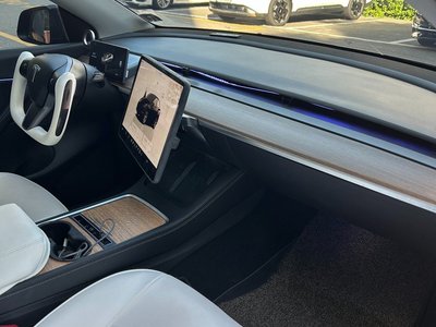 صورة 4 لـ 2022 Tesla MODEL Y