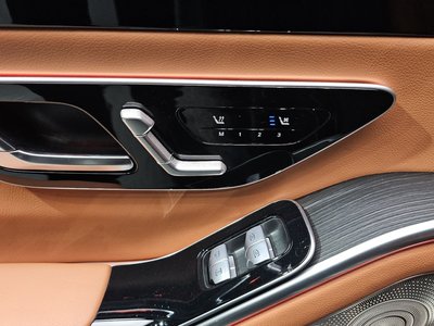 2022 Mercedes-BENZ S-CLASS thumbnail 30